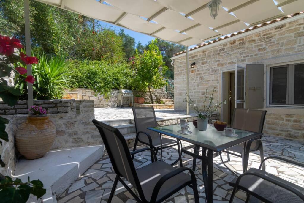 Thanos Cottage Vlachopoulatika Exterior foto